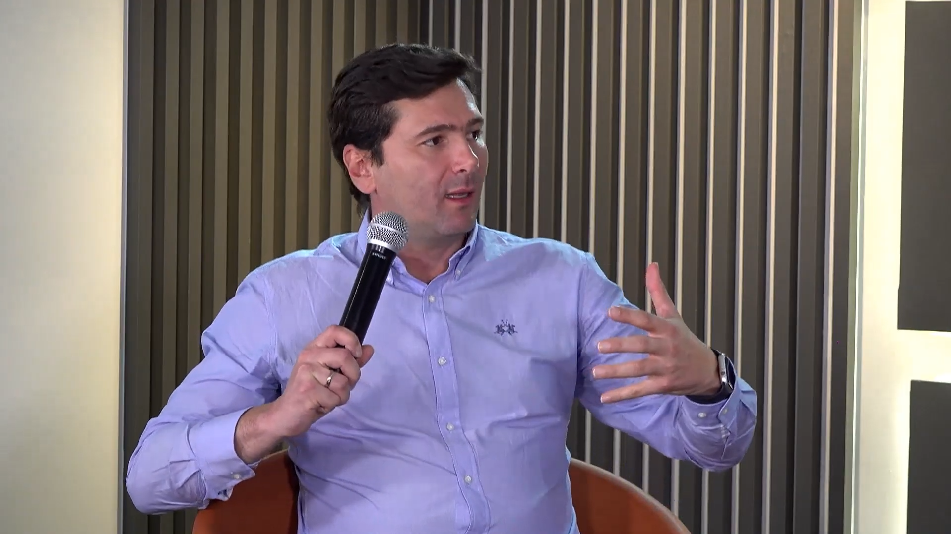 Nuestro presidente, Andrés Calderón, comparte la visión que construye el futuro